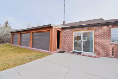 140 S 100 E, Mount Pleasant, UT 84647 - Photo 4