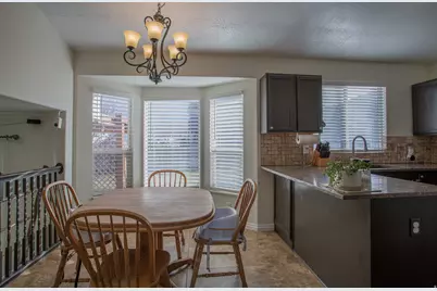 6211 W Pepper Pond Ln, West Valley, UT 84128 - Photo 8