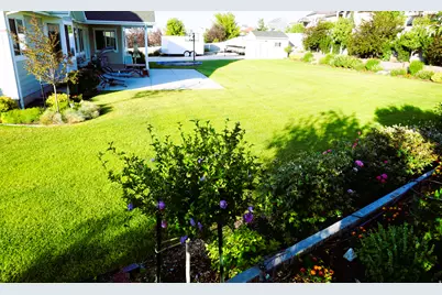 9903 N Lippizan Way E, Eagle Mountain, UT 84005 - Photo 48