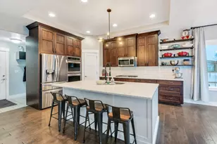 9903 N Lippizan Way E, Eagle Mountain, UT 84005 - Photo 14