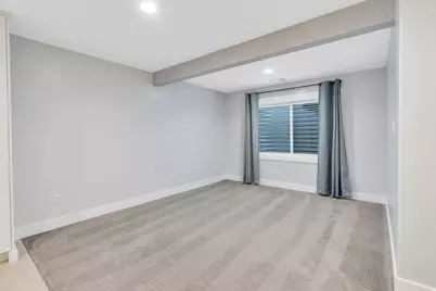 9903 N Lippizan Way E, Eagle Mountain, UT 84005 - Photo 34