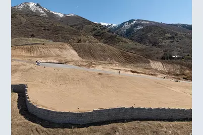 1423 N Stone House E #403, Kaysville, UT 84037 - Photo 8