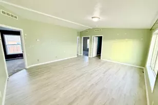 332 W 2100 S, Vernal, UT 84078 - Photo 6