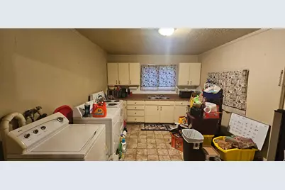 195 E Main St, Wellington, UT 84542 - Photo 24