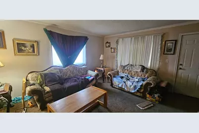 195 E Main St, Wellington, UT 84542 - Photo 4