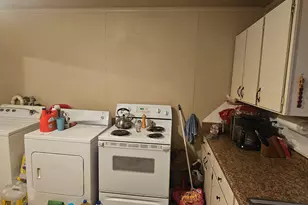 195 E Main St, Wellington, UT 84542 - Photo 26