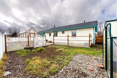 1320 Country Manor Dr, Logan, UT 84321 - Photo 20