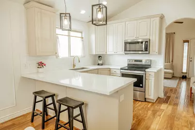 13213 S Eagle Peak Dr, Herriman, UT 84096 - Photo 8