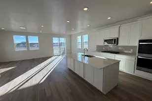 230 E Clear Granite Way, Eagle Mountain, UT 84005 - Photo 10