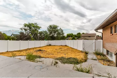 6773 S 1300 W, West Jordan, UT 84084 - Photo 24