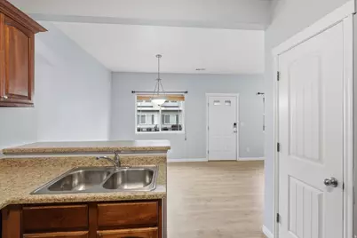 519 W 1570 N #103, Logan, UT 84341 - Photo 8