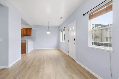 519 W 1570 N #103, Logan, UT 84341 - Photo 4