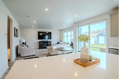 2517 N Velvet Moon Dr, Saratoga Springs, UT 84045 - Photo 10