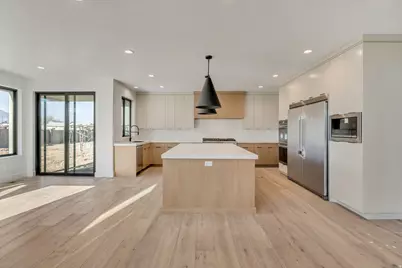 13084 S Jj Farms Ln W, Herriman, UT 84096 - Photo 4