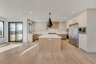 13084 S Jj Farms Ln W, Herriman, UT 84096 - Photo 4