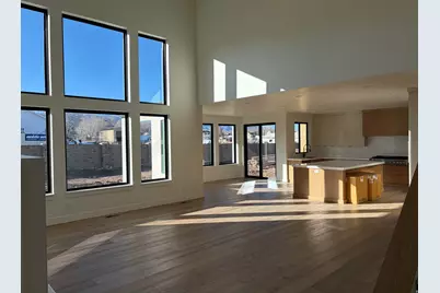 13084 S Jj Farms Ln W, Herriman, UT 84096 - Photo 2