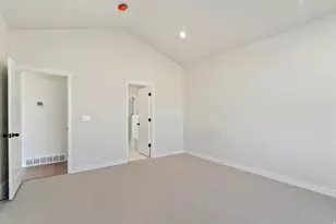 6977 W Farnsworth Peak Dr S, West Jordan, UT 84081 - Photo 14