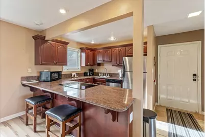 860 S Village Rd W #R4, Saint George, UT 84770 - Photo 4