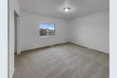 5773 S 3850 W, Roy, UT 84067 - Photo 4