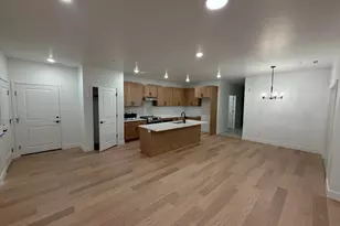 216 E 850 S, Spanish Fork, UT 84660 - Photo 2