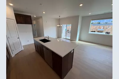 844 S 200 E #4-201, Spanish Fork, UT 84660 - Photo 6