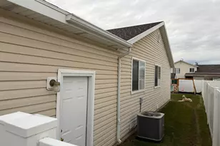 4088 W 5050 S, Roy, UT 84067 - Photo 12