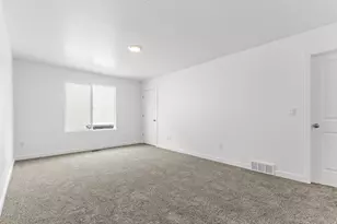 233 E Levengrove Dr, Lehi, UT 84048 - Photo 4