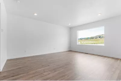 233 E Levengrove Dr #179, Lehi, UT 84048 - Photo 14