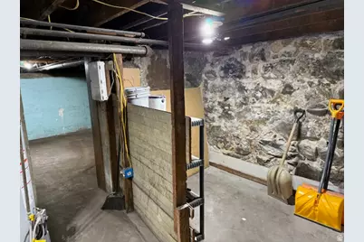 246 N 200 E, Provo, UT 84606 - Photo 36