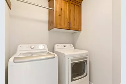 1161 W 325 N, Clearfield, UT 84015 - Photo 14