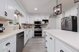 861 S 300 W, Orem, UT 84058 - Photo 14