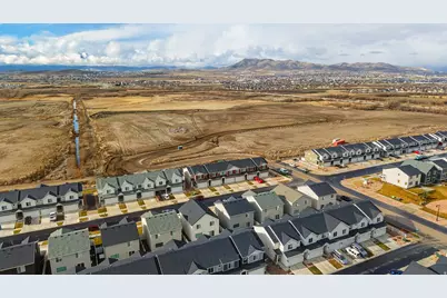 522 N Scuttlebutt Ln, Saratoga Springs, UT 84045 - Photo 38