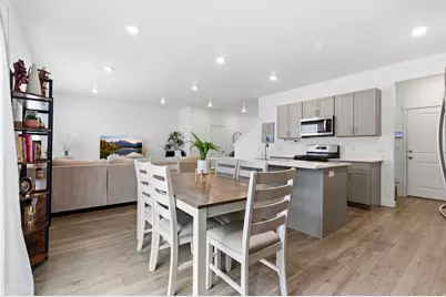 522 N Scuttlebutt Ln, Saratoga Springs, UT 84045 - Photo 14