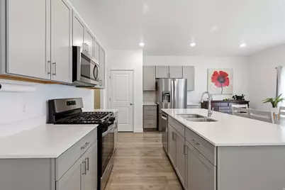 522 N Scuttlebutt Ln, Saratoga Springs, UT 84045 - Photo 12