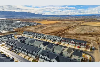 522 N Scuttlebutt Ln, Saratoga Springs, UT 84045 - Photo 36