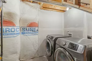 981 W Cyan Valley Way, Bluffdale, UT 84065 - Photo 14