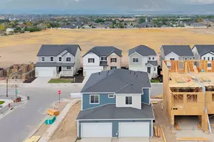 12671 S Glacier Trail Ln, Herriman, UT 84096 - Photo 2