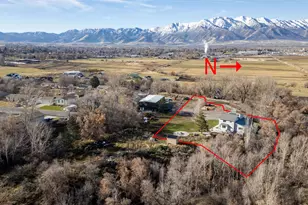 415 E Panoramic Dr N, Hyrum, UT 84319 - Photo 48