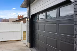 11446 S Sandy Creek Dr E, Sandy, UT 84094 - Photo 38