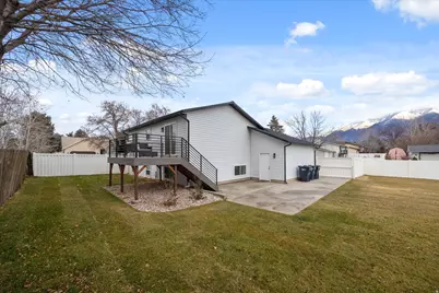 11446 S Sandy Creek Dr E, Sandy, UT 84094 - Photo 44