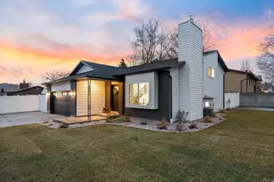 11446 S Sandy Creek Dr E, Sandy, UT 84094 - Photo 4