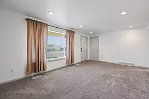 4279 S 4900 W, West Valley, UT 84120 - Photo 8