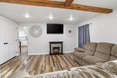 117 N 100 W, Tremonton, UT 84337 - Photo 4