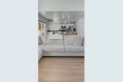 153 N Valcrest Dr, Saratoga Springs, UT 84045 - Photo 16