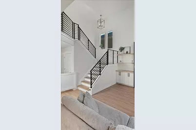 153 N Valcrest Dr, Saratoga Springs, UT 84045 - Photo 4