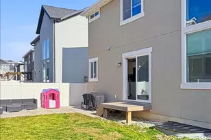 153 N Valcrest Dr, Saratoga Springs, UT 84045 - Photo 18