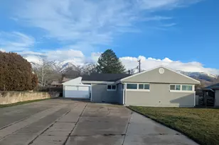 618 Valeria Dr, Layton, UT 84041 - Photo 2