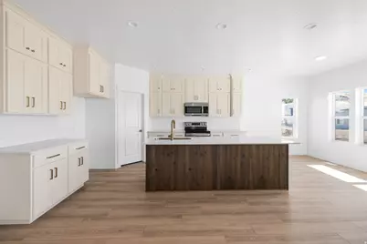 2283 E 400 N #33, Spanish Fork, UT 84660 - Photo 2