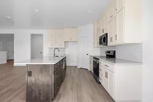 2283 E 400 N, Spanish Fork, UT 84660 - Photo 4