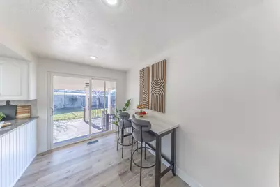 626 E 2150 S, Bountiful, UT 84010 - Photo 10